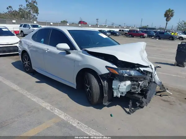 4T1T11AK5PU114106 2023 TOYOTA CAMRY - Image 1