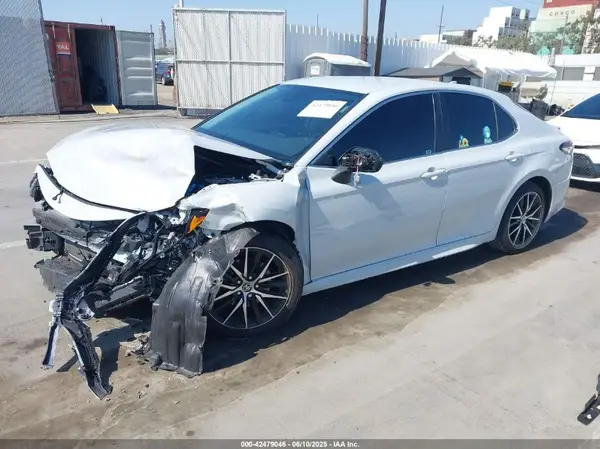 4T1T11AK5PU114106 2023 TOYOTA CAMRY - Image 2
