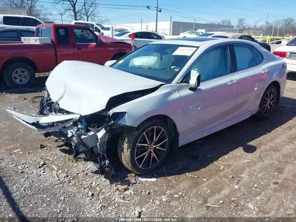 4T1T11AK5PU134582 2023 TOYOTA CAMRY - Image 2