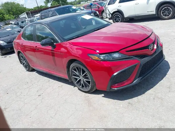 4T1T11AK5PU172975 2023 TOYOTA CAMRY - Image 1