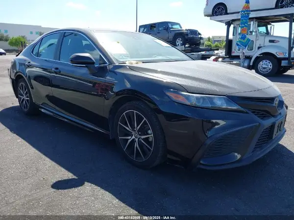 4T1T11AK5PU730114 2023 TOYOTA CAMRY - Image 1