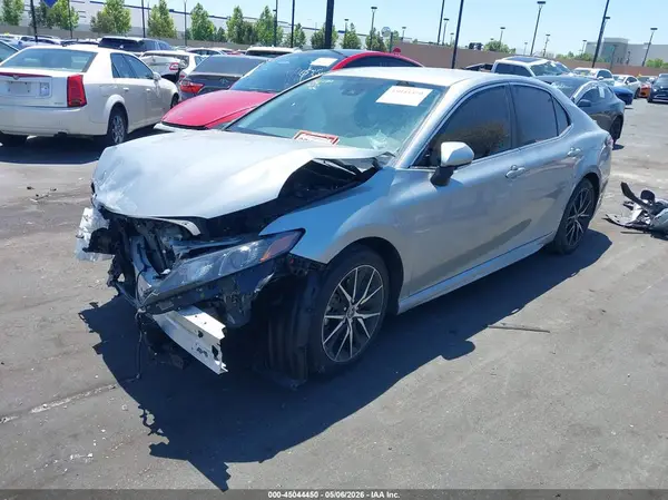 4T1T11AK5PU817575 2023 TOYOTA CAMRY - Image 2