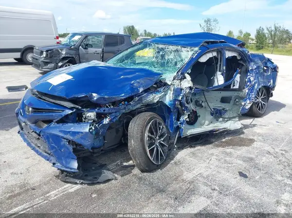 4T1T11AK5RU208778 2024 TOYOTA CAMRY - Image 2