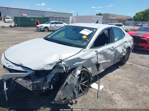 4T1T11AK5RU215892 2024 TOYOTA CAMRY - Image 2