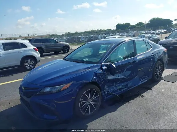 4T1T11AK5RU218579 2024 TOYOTA CAMRY - Image 2