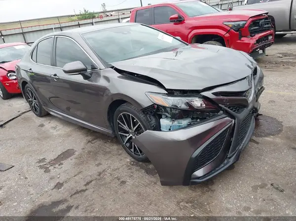 4T1T11AK5RU841734 2024 TOYOTA CAMRY - Image 1
