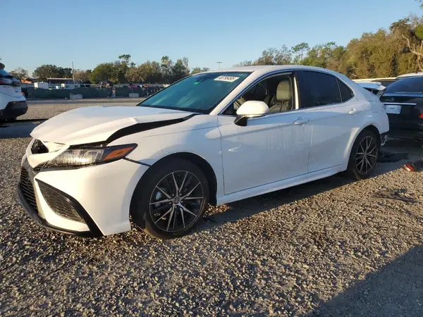 4T1T11AK5RU842706 2024 TOYOTA CAMRY - Image 1
