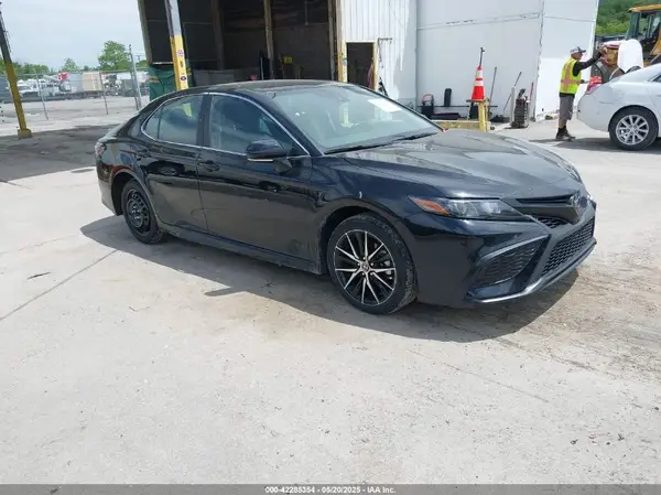 4T1T11AK5RU853074 2024 TOYOTA CAMRY - Image 1
