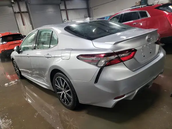 4T1T11AK5RU854726 2024 TOYOTA CAMRY - Image 2
