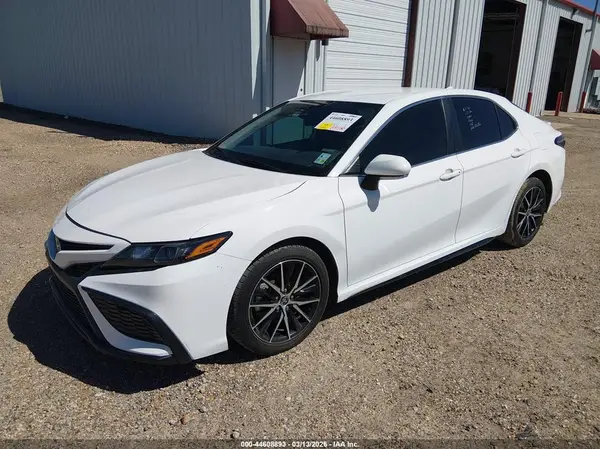 4T1T11AK5RU856346 2024 TOYOTA CAMRY - Image 2