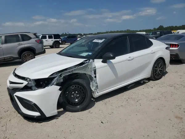 4T1T11AK5RU878153 2024 TOYOTA CAMRY - Image 1