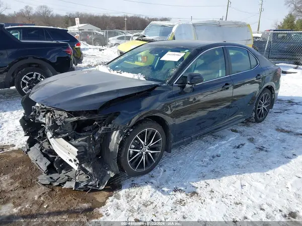 4T1T11AK5RU894028 2024 TOYOTA CAMRY - Image 2