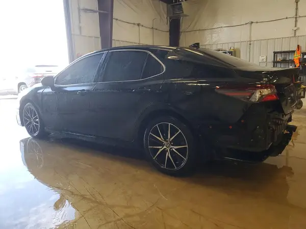 4T1T11AK6MU427080 2021 TOYOTA CAMRY - Image 2