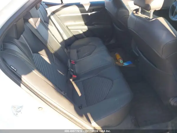 4T1T11AK6MU438984 2021 TOYOTA CAMRY - Image 8