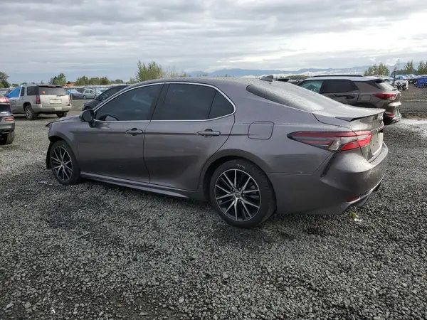 4T1T11AK6MU475792 2021 TOYOTA CAMRY - Image 2