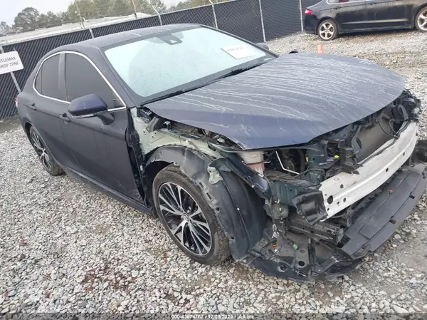 4T1T11AK6MU489725 2021 TOYOTA CAMRY - Image 1