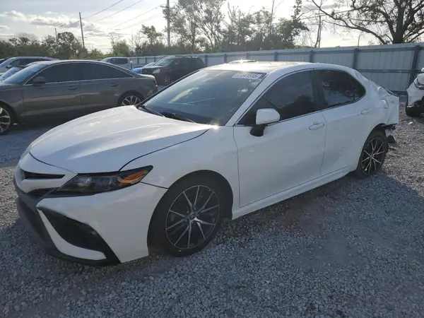 4T1T11AK6MU536865 2021 TOYOTA CAMRY - Image 1