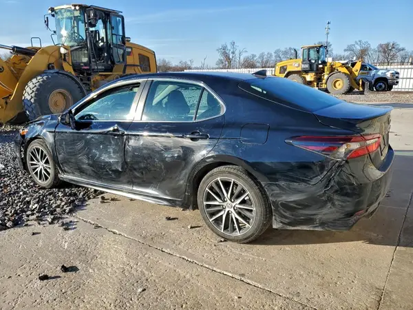 4T1T11AK6MU595026 2021 TOYOTA CAMRY - Image 2