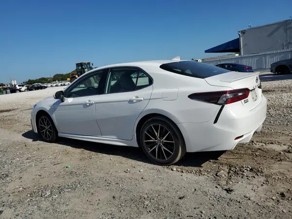 4T1T11AK6MU608700 2021 TOYOTA CAMRY - Image 2