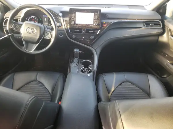 4T1T11AK6MU610379 2021 TOYOTA CAMRY - Image 8