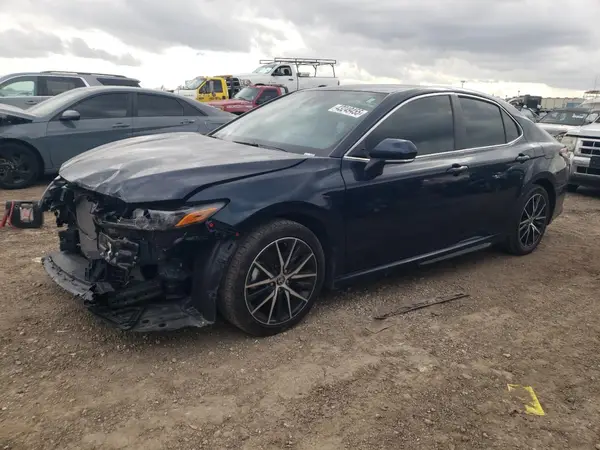 4T1T11AK6MU610771 2021 TOYOTA CAMRY - Image 1
