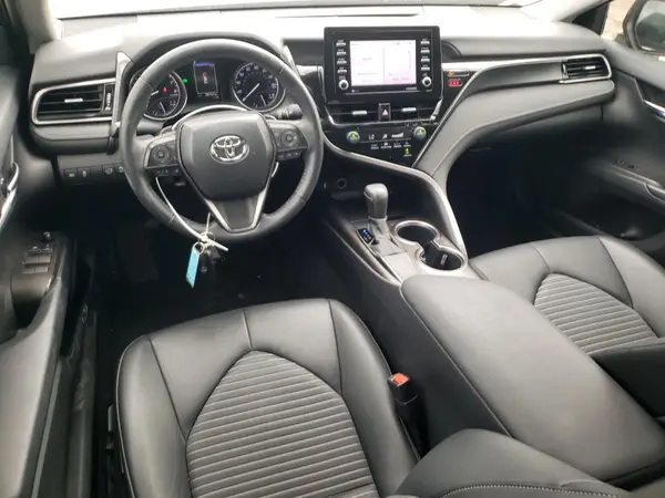 4T1T11AK6MU610771 2021 TOYOTA CAMRY - Image 8