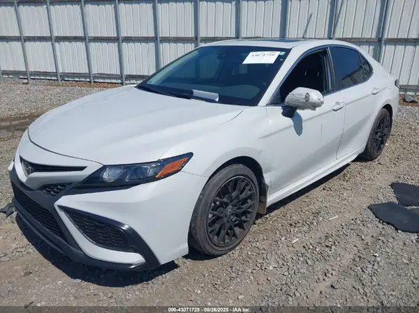 4T1T11AK6NU004775 2022 TOYOTA CAMRY - Image 2