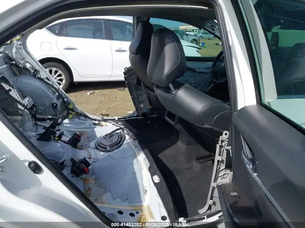 4T1T11AK6NU013136 2022 TOYOTA CAMRY - Image 8