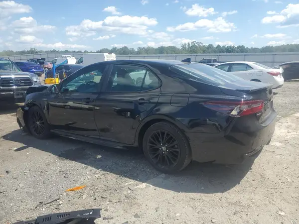 4T1T11AK6NU022189 2022 TOYOTA CAMRY - Image 2