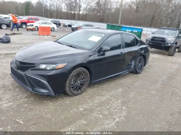 4T1T11AK6NU037839 2022 TOYOTA CAMRY - Image 2