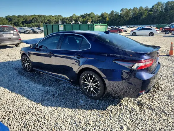 4T1T11AK6NU047321 2022 TOYOTA CAMRY - Image 2