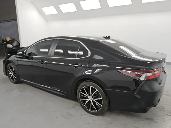 4T1T11AK6NU048520 2022 TOYOTA CAMRY - Image 2