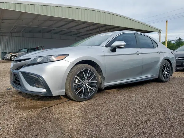 4T1T11AK6NU056052 2022 TOYOTA CAMRY - Image 1