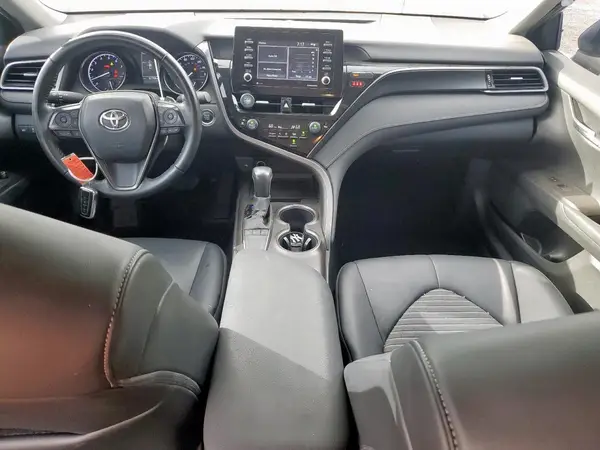 4T1T11AK6NU056052 2022 TOYOTA CAMRY - Image 8
