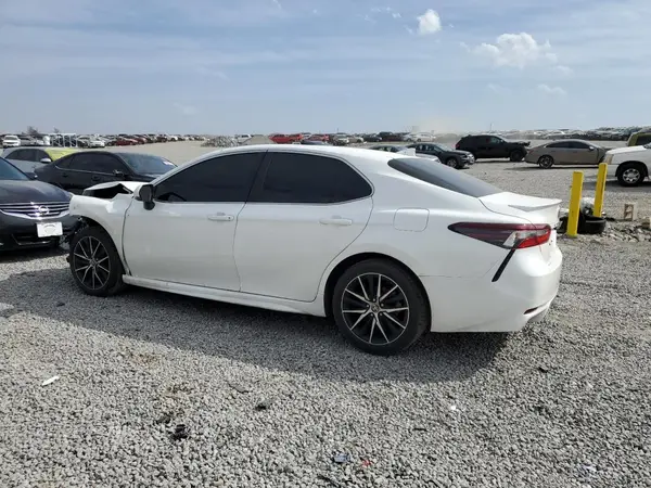 4T1T11AK6NU062627 2022 TOYOTA CAMRY - Image 2