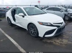 4T1T11AK6NU641990 2022 TOYOTA CAMRY