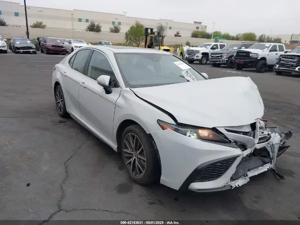 4T1T11AK6PU091175 2023 TOYOTA CAMRY - Image 1
