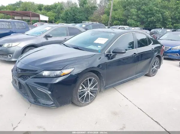 4T1T11AK6PU825300 2023 TOYOTA CAMRY - Image 2