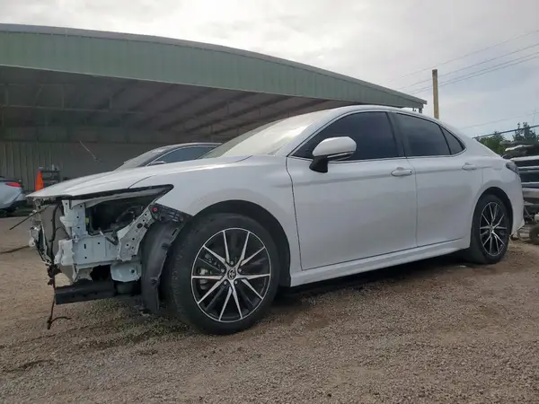 4T1T11AK6RU846084 2024 TOYOTA CAMRY - Image 1