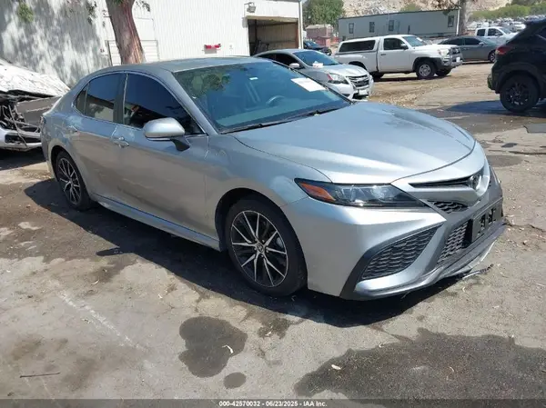 4T1T11AK6RU900161 2024 TOYOTA CAMRY - Image 1