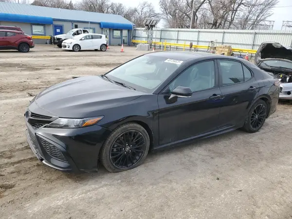 4T1T11AK7MU425015 2021 TOYOTA CAMRY - Image 1