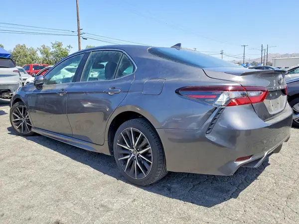 4T1T11AK7MU524658 2021 TOYOTA CAMRY - Image 2