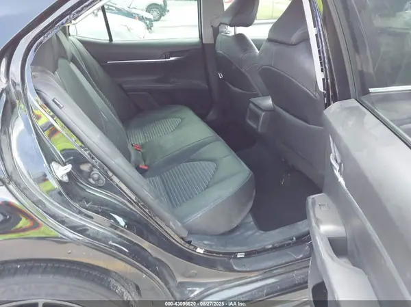 4T1T11AK7MU534476 2021 TOYOTA CAMRY - Image 8