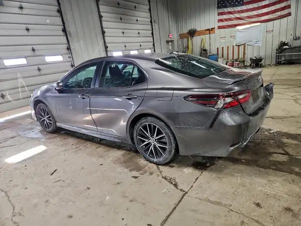 4T1T11AK7MU578641 2021 TOYOTA CAMRY - Image 2