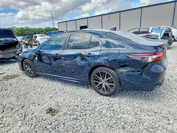 4T1T11AK7MU596640 2021 TOYOTA CAMRY - Image 2