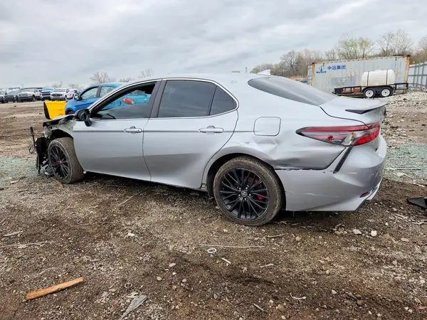 4T1T11AK7NU036828 2022 TOYOTA CAMRY - Image 2
