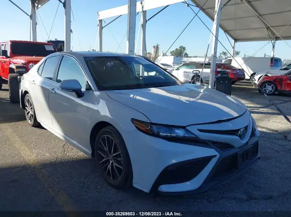 4T1T11AK7NU058666 2022 TOYOTA CAMRY