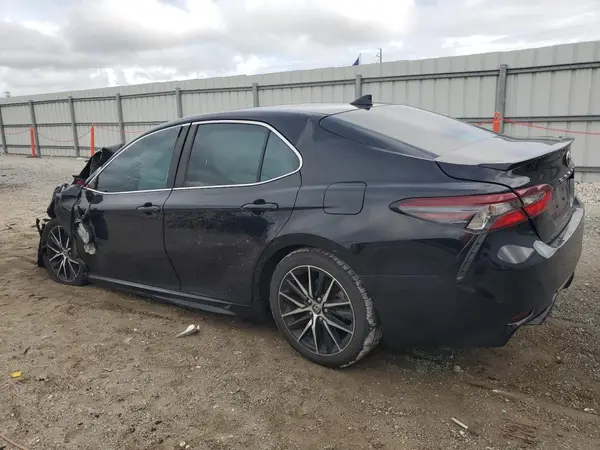 4T1T11AK7NU061227 2022 TOYOTA CAMRY - Image 2