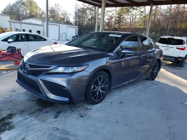 4T1T11AK7NU662816 2022 TOYOTA CAMRY - Image 1