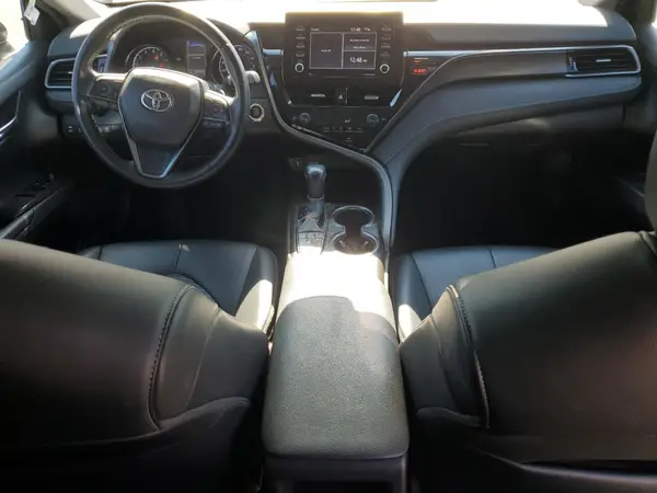 4T1T11AK7NU676909 2022 TOYOTA CAMRY - Image 8